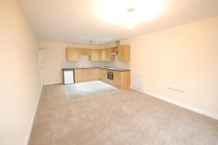 2 bedroom Apartment to let in Horninglow Road North, Burton upon Trent, DE13