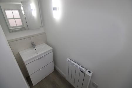 1 bedroom Flat to let in Market Place, Staffordshire, Burton upon Trent, DE14
