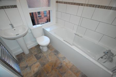 1 bedroom Apartment to let in Market Place, Staffordshire, Burton upon Trent, DE14