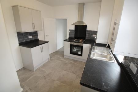 3 bedroom Terraced House to let in Oak Street, Staffordshire, Burton upon Trent, DE14