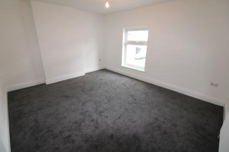 3 bedroom Terraced House to let in Oak Street, Staffordshire, Burton upon Trent, DE14