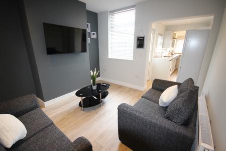 1 bedroom House share to let in Shobnall Street, Burton upon Trent, DE14