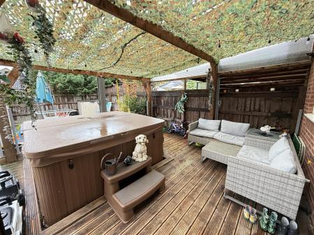 3 bedroom Town house for sale in Upton Drive, Burton-On-Trent