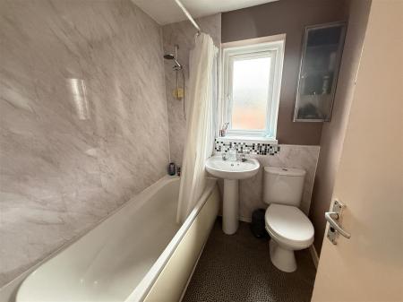 2 bedroom Town house for sale in Thorn Street Mews, Woodville, Swadlincote