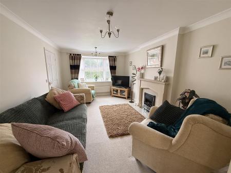 4 bedroom Detached house for sale in Blueberry Way, Woodville, Swadlincote