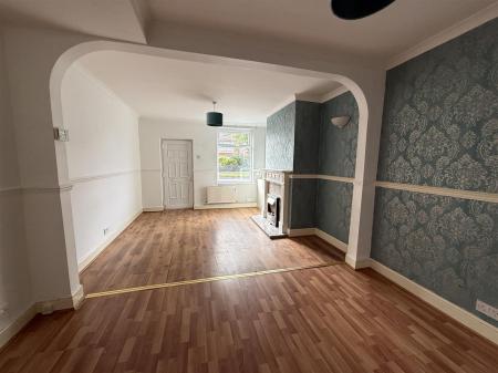 2 bedroom Terraced House for sale in Stanton Road, Burton-On-Trent