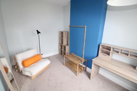 2 bedroom Terraced House to let in Victoria Crescent, Staffordshire, Burton upon Trent, DE14