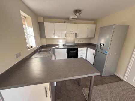 1 bedroom Flat to let in Saw Mill Way, Staffordshire, Burton upon Trent, DE14