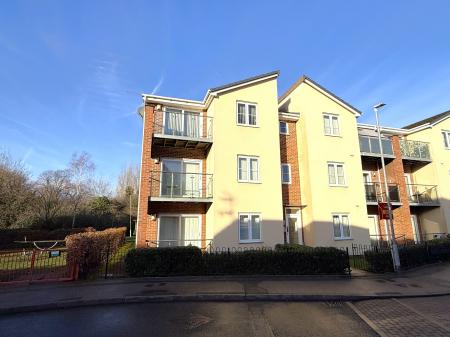 Saw Mill Way, Staffordshire, Burton upon Trent, DE14