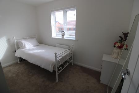 3 bedroom Detached house to let in Thorneywood Road, Staffordshire, Drakelow, DE15