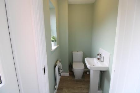 3 bedroom Detached house to let in Thorneywood Road, Staffordshire, Drakelow, DE15