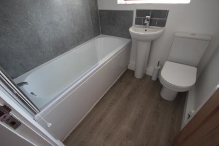 1 bedroom House share to let in Jackson Avenue, Stretton, DE13