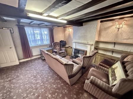 5 bedroom Detached house for sale in St Peters Street, Stapenhill, Burton on Trent