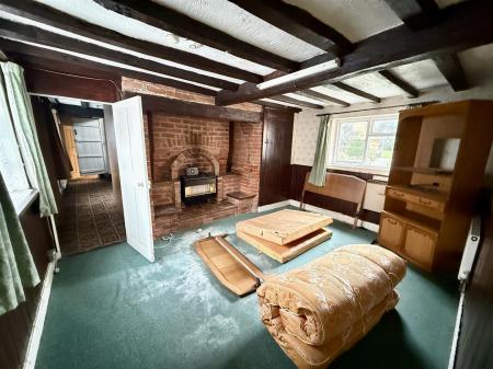 5 bedroom Detached house for sale in St Peters Street, Stapenhill, Burton on Trent