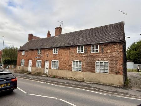 5 bedroom Detached house for sale in St Peters Street, Stapenhill, Burton on Trent