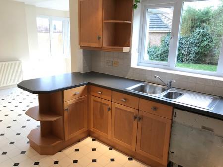 4 bedroom Detached house to let in Forest Edge Way, Staffordshire, Burton upon Trent, DE13