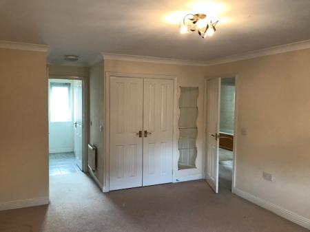4 bedroom Detached house to let in Forest Edge Way, Staffordshire, Burton upon Trent, DE13