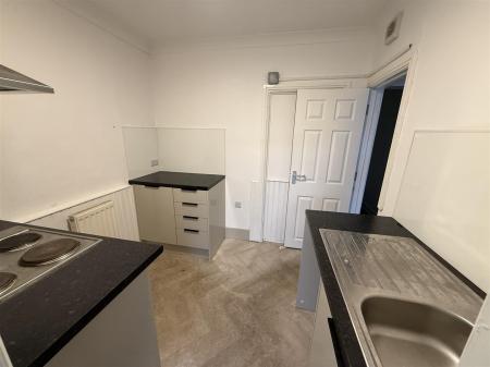 3 bedroom Semi-detached house for sale in Calais Road, Burton-On-Trent