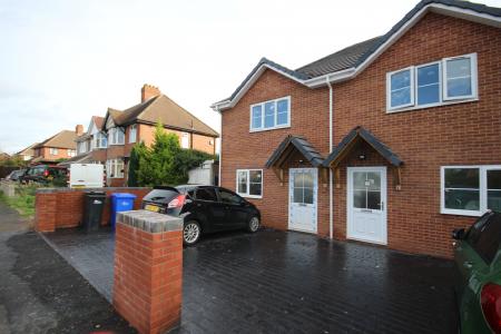 Bretlands Way, Staffordshire, Burton upon Trent, DE15