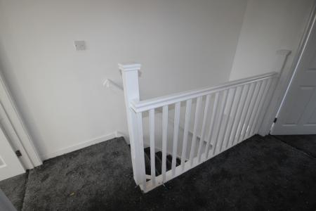 3 bedroom Semi-detached house to let in Bretlands Way, Staffordshire, Burton upon Trent, DE15