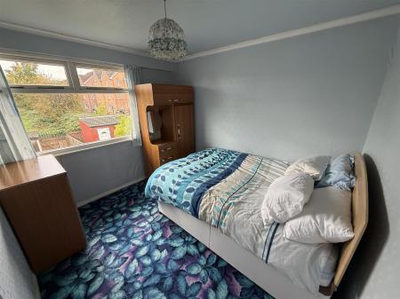 3 bedroom Town house for sale in Winchester Drive, Burton-On-Trent