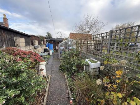 3 bedroom Terraced House for sale in Thornley Street, Burton-On-Trent