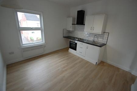 1 bedroom Studio flat to let in Branston Road, Branston, DE14