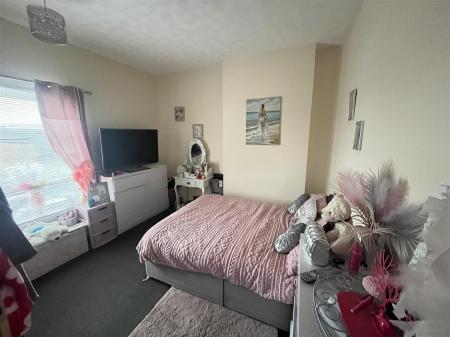 3 bedroom End of terrace house for sale in Shobnall Road, Burton-On-Trent