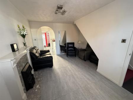 2 bedroom Town house for sale in Barley Close, Burton-On-Trent