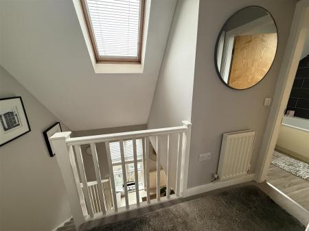 2 bedroom End of terrace house for sale in Castlegate, Tutbury, Burton-On-Trent