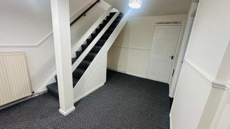 3 bedroom Terraced House to let in Hayle, Staffordshire, Tamworth, B77