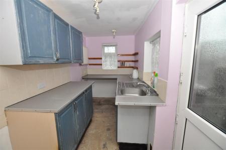 2 bedroom Terraced House for sale in Blackpool Street, Burton-On-Trent