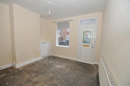 2 bedroom Terraced House for sale in Blackpool Street, Burton-On-Trent