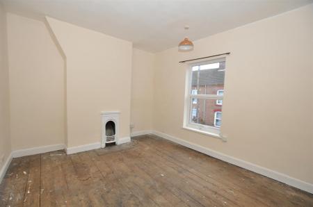 2 bedroom Terraced House for sale in Blackpool Street, Burton-On-Trent