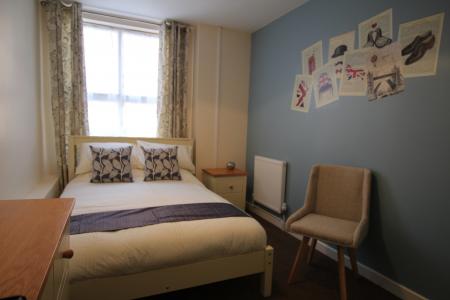 1 bedroom House share to let in Borough Road, Burton upon Trent, DE14