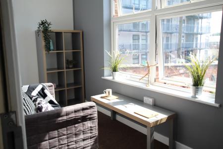 1 bedroom House share to let in Borough Road, Burton upon Trent, DE14