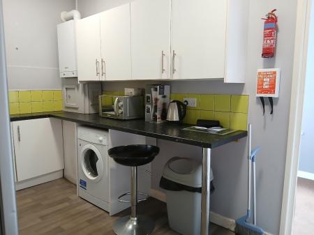 1 bedroom House share to let in Borough Road, Burton upon Trent, DE14