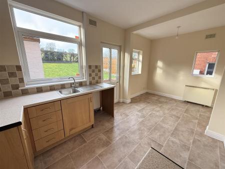 2 bedroom Semi-detached house for sale in Main Street, Tatenhill