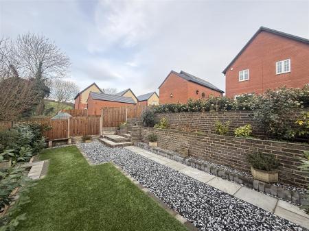 4 bedroom Detached house for sale in Fern Tree Walk, Off Forest Road, Burton On Trent