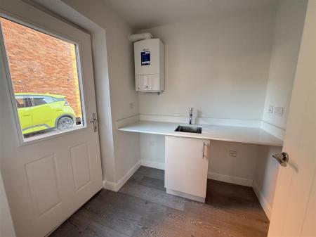 3 bedroom Property for sale in Hill Crest Road, Branston, Near Tatenhill