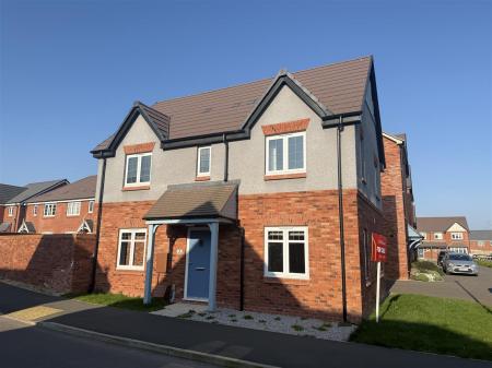 3 bedroom Property for sale in Hill Crest Road, Branston, Near Tatenhill