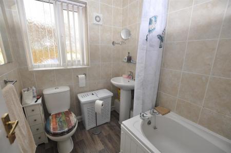 2 bedroom Apartment for sale in Jennings Way, Burton-On-Trent