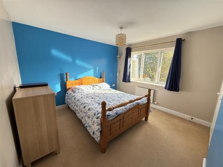 4 bedroom Detached house for sale in Blueberry Way, Woodville, Swadlincote