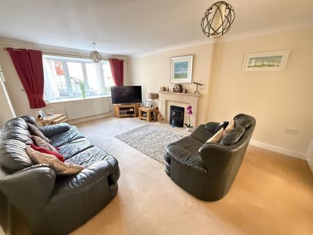 4 bedroom Detached house for sale in Blueberry Way, Woodville, Swadlincote
