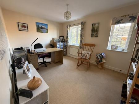 4 bedroom Detached house for sale in Blueberry Way, Woodville, Swadlincote