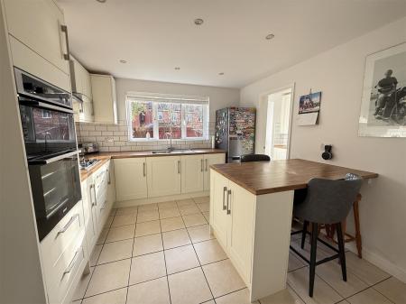 4 bedroom Detached house for sale in Blueberry Way, Woodville, Swadlincote