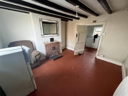 1 bedroom End of terrace house for sale in Common Road, Church Gresley, Swadlincote
