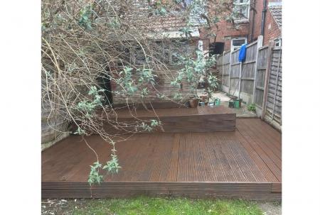 4 bedroom Terraced House for sale in Calais Road, Burton-On-Trent