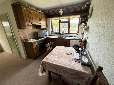 2 bedroom Detached bungalow for sale in Anslow Lane, Rolleston-On-Dove, Burton-On-Trent