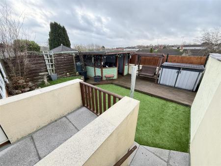 3 bedroom Town house for sale in Park Lane, Tutbury, Burton-On-Trent